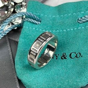 TIFFANY & CO. Atlas 1995 Roman Number  Sterling Silver 925 Ring  sz:7